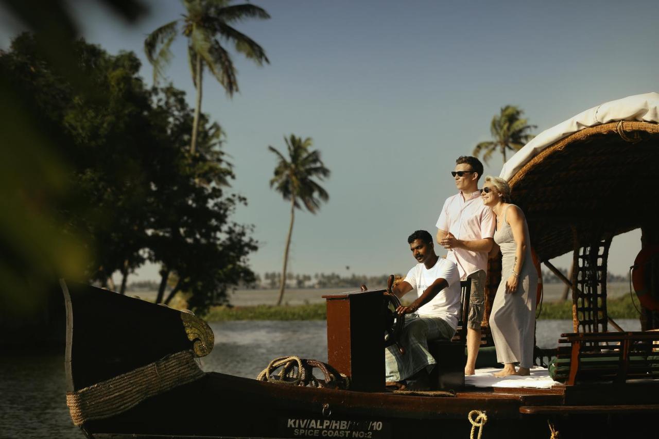 Spice Coast Cruises - Houseboat Hotel Alappuzha Exterior photo